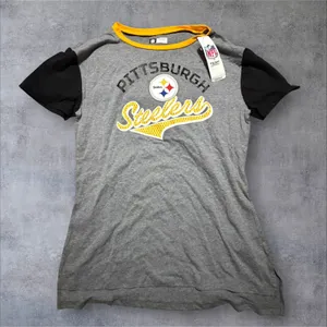 NFL Team Apparel Pittsburgh Steelers Women Medium Grey Black Ringer T-Shirt NWT thumbnail 1