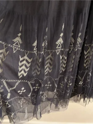 Floreat Anthropologie Women's Navy Tulle Embroidered Maxi Skirt Size 4 Fairy thumbnail 2