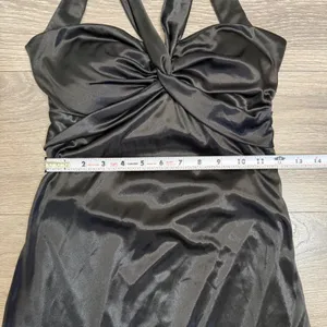 Windsor Maxi Dress Siz XS Black Satin Twist Front Crisscross Back 3/4 Homecoming thumbnail 5