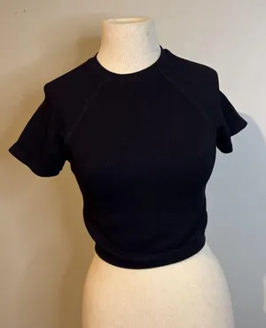 ASOS designs Women's Black‎ Ribbed Short Sleeve Crew Neck Top thumbnail 1