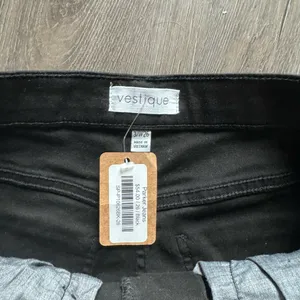 vestique jeans thumbnail 2