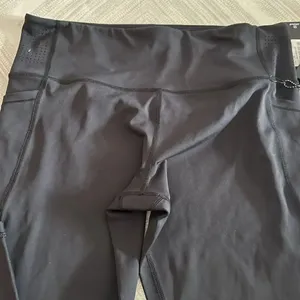 Lilybod Women’s Phantom Jet Alex Leggings in Black thumbnail 5