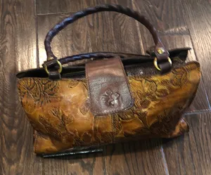 Patricia Nash tooled leather handbag thumbnail 1