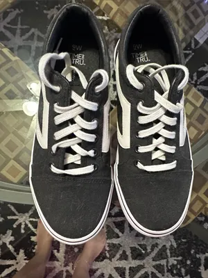 Time and Tru woman’s Black and White Casual Lace-Up Sneakers thumbnail 1