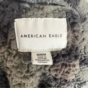 American Eagle camo Sherpa zip up jacket thumbnail 4