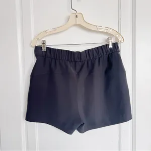 Lululemon • On The Fly Short *Woven *2.5" black drawstring pull-on travel thumbnail 7