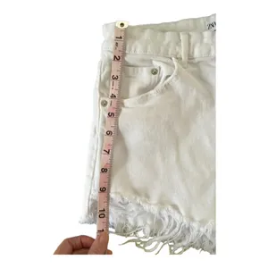 Zara White Distressed Denim Shorts Women's Size 8 thumbnail 4