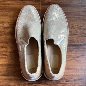 UGG Adley perforated stardust‎ slip on shoes gold size 6 thumbnail 7