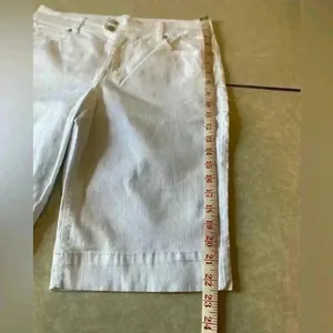 Code Bleu Women's White‎ Stretch Bermuda Shorts Size 12 White thumbnail 7