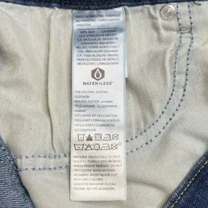Signature by Levi Strauss Gold‎ Label Womens Mid-Rise Straight Jeans Size 12S thumbnail 9