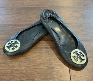 Tory Burch Black Reva Logo Ballet Flats Size 9.5 (?) - C39-338 thumbnail 1
