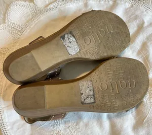 Rialto Gemma Low Wedge Slingback Sandals Bronze Gold Balls NO SIZE Approx 7-7.5 thumbnail 8