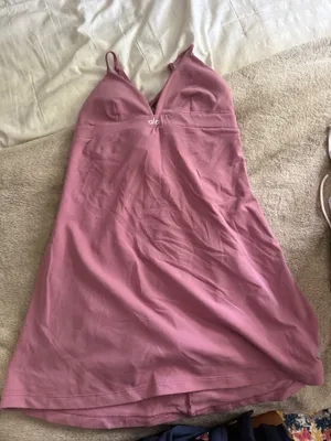 Alo Dress Yoga thumbnail 1