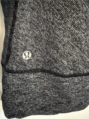 Lululemon Heathered Black Long Sleeve Thumbhole Running‎ Top Size 4 thumbnail 3