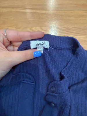 Aerie top thumbnail 2