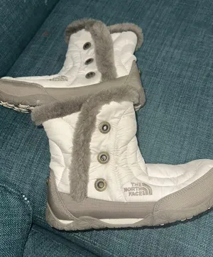 Winter Boots thumbnail 1