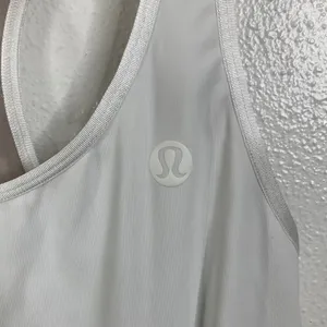 Lululemon Scoop‎ Neck Pleated Tennis Dress in White Size 6 thumbnail 3