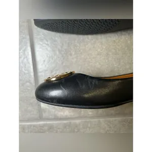 Tory Burch Black Leather Gold Logo Slip On Ballet Flats Women’s Shoe Size 8 thumbnail 8