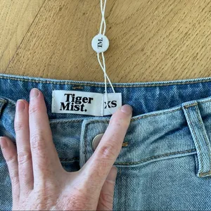 Tiger Mist - Tammie Jeans in Light Blue thumbnail 3
