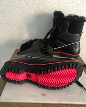 Back And Pink Ankle Boots thumbnail 4