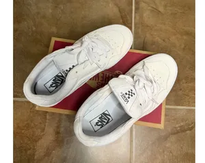 Vans Rowley Low Women's Size 10 White Skate Shoes Sneakers thumbnail 3