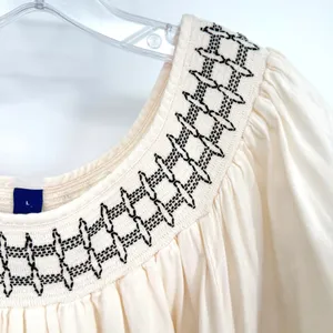 Old Navy Tiered‎ Mini Dress Womens Large Cream Boho Smocked Embroidered Peasant thumbnail 4