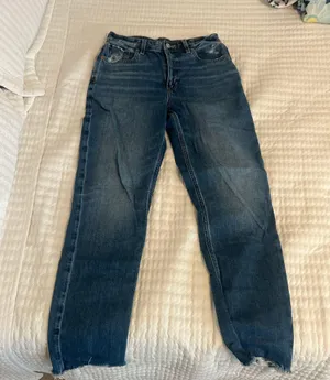 American Eagle Mom Jeans thumbnail 1