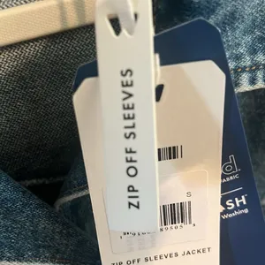 Wrangler Zip off sleeves Denim Jacket.  NWT thumbnail 5