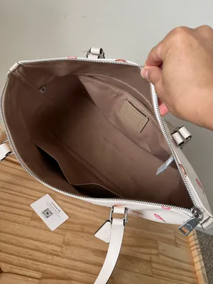 Coach Purse thumbnail 10