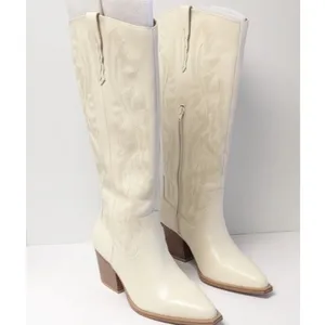 Crown Vintage Sila Embroidered Western Boots in White Sz 7 EUC thumbnail 2