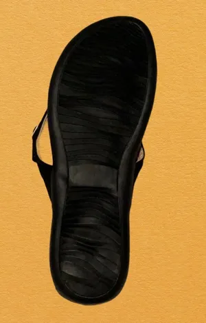 Black Flat Sandals Size 7 thumbnail 2