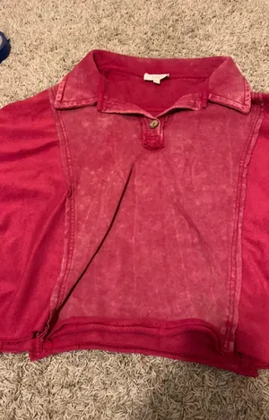 Boutique Sweater Size M thumbnail 5
