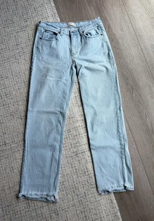 Abercrombie & Fitch Mid‎ Rise 90s Straight Jean Size 29 thumbnail 1