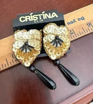 Vintage ClipOn Earrings thumbnail 1