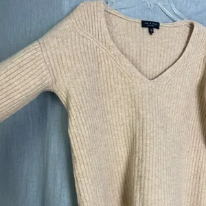 Rag & Bone Sweater‎ XS Oatmeal 100% Merino Wool Ribbed V Neck Bell Sleeve thumbnail 7