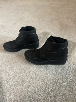 Eileen Fisher Casey Tumbled Nubuck Wedge Bootie‎ Size 6 thumbnail 4