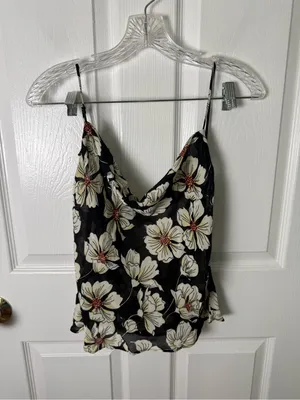Reformation Astra Top in Oriole M thumbnail 3