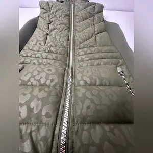 Michael‎ Kors Women's Quilted Trim Puffer Vest Size XS Green Cheetah No Hood thumbnail 6