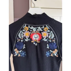Free People Disco Rose Black Embroidered Folk Floral Mock Neck Top XS thumbnail 4