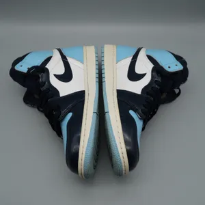 Nike Air Jordan 1 Retro High OG Blue Chill Patent Leather Womens 9 CD0461-401 thumbnail 3