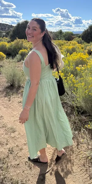Green dress Size M thumbnail 1