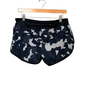 Champion Womens Camo Running Shorts Black Grey Athletic Gym Medium NEW thumbnail 3