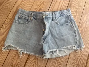 FRAME Denim Shorts size 29 thumbnail 1