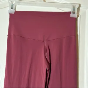 Offline by Aerie. 7/8 high rise Real Me Sz Medium. thumbnail 4
