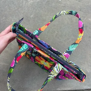 Vera Bradley Mandy Tote in the retired Jazzy Blooms thumbnail 2