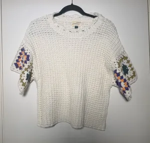 Universal Threads Ivory Crocheted S/S Sweater Colorblock Granny Square Sleeves L thumbnail 1