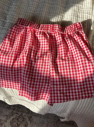 Red gingham shorts Size XS thumbnail 1