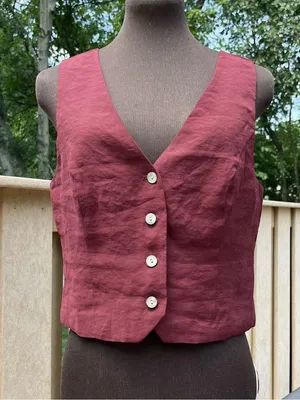 Madewell Women’s Maroon Cropped Vest Waistcoat Size 8 Preppy Classic Office Chic thumbnail 1