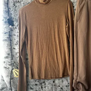 1012. Alo xs set bundle. Nwot. thumbnail 3
