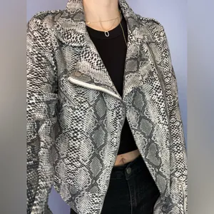 Fate jacket thumbnail 4